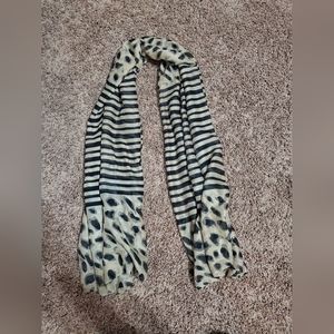 Charming Charlie scarf